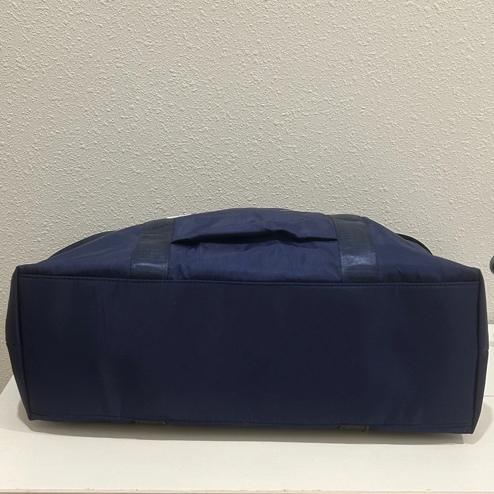 NWOT TYDZGDS Large Duffle Bag Weekender, Travel Bag with Waterproof Wet Pocket